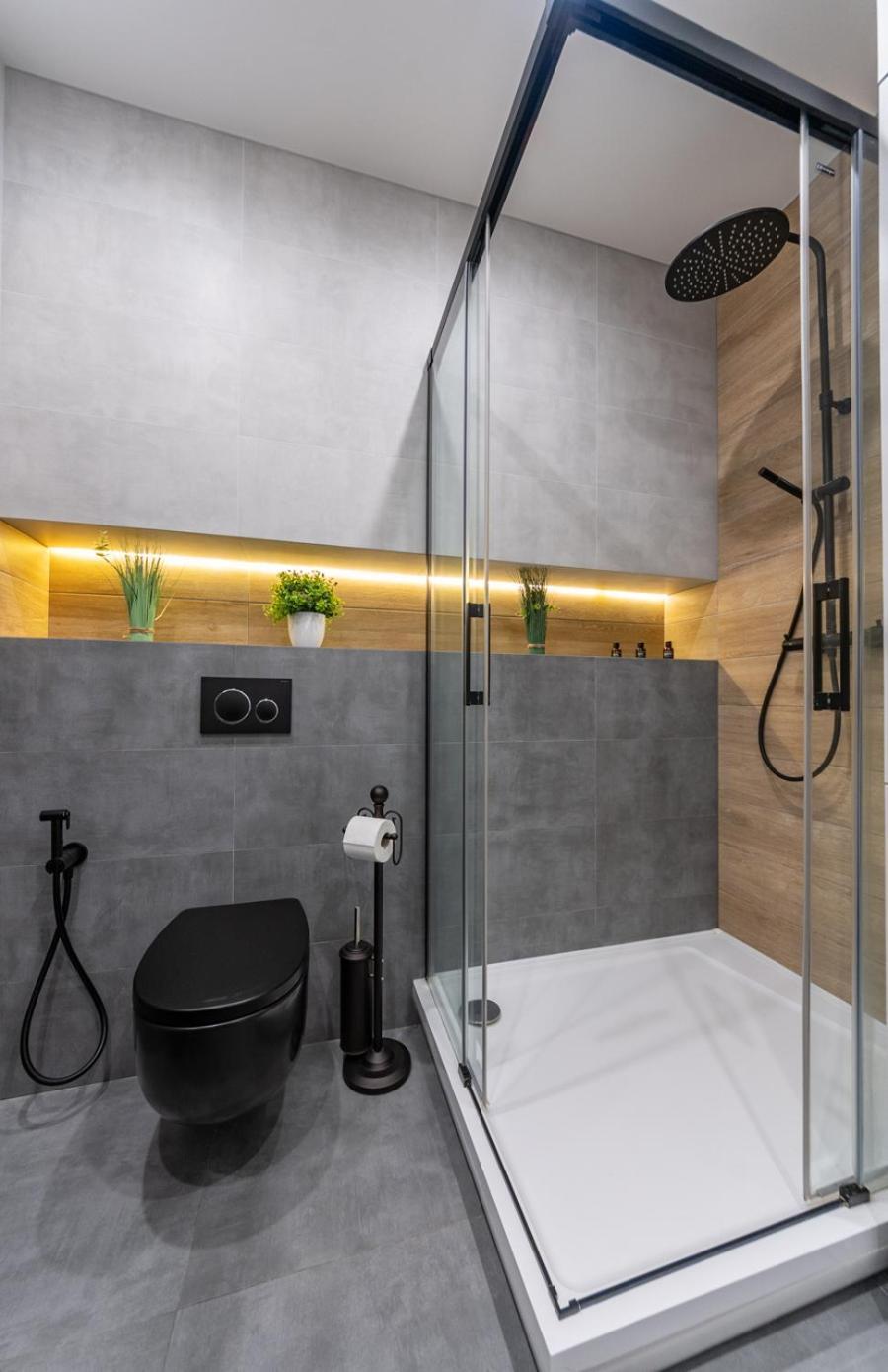 Royal Tower Residence Big Vip Apartment In Center Floor 27 Kyiv Exterior photo
