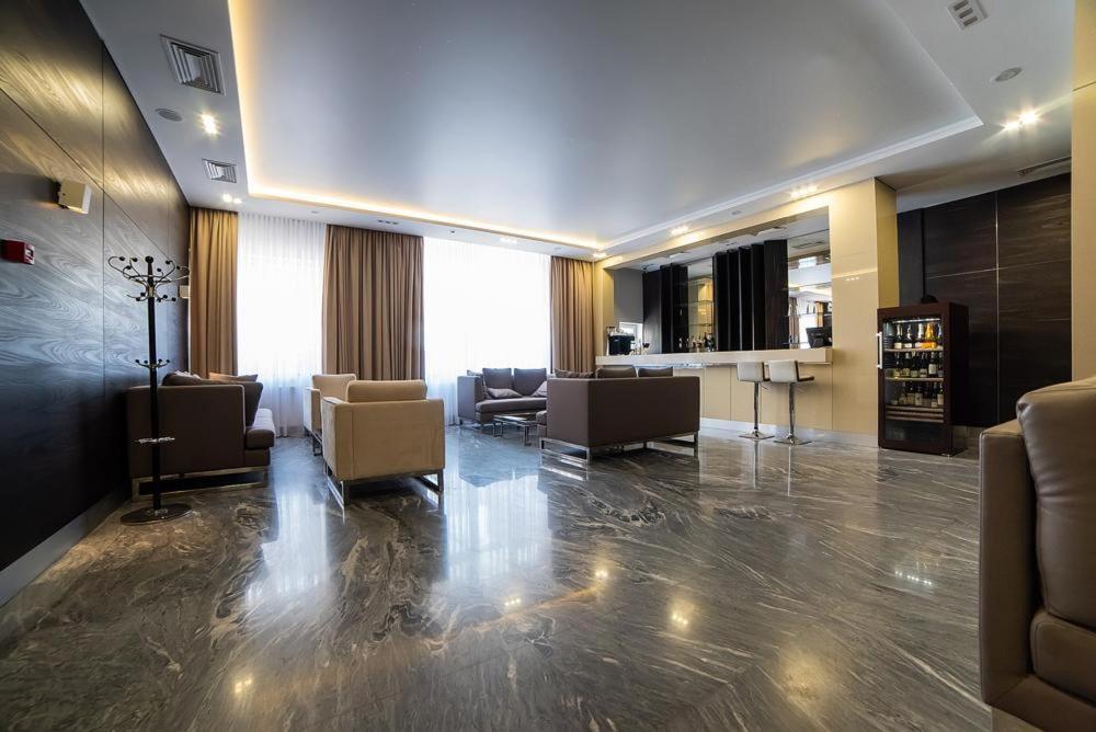 Royal Tower Residence Big Vip Apartment In Center Floor 27 Kyiv Exterior photo