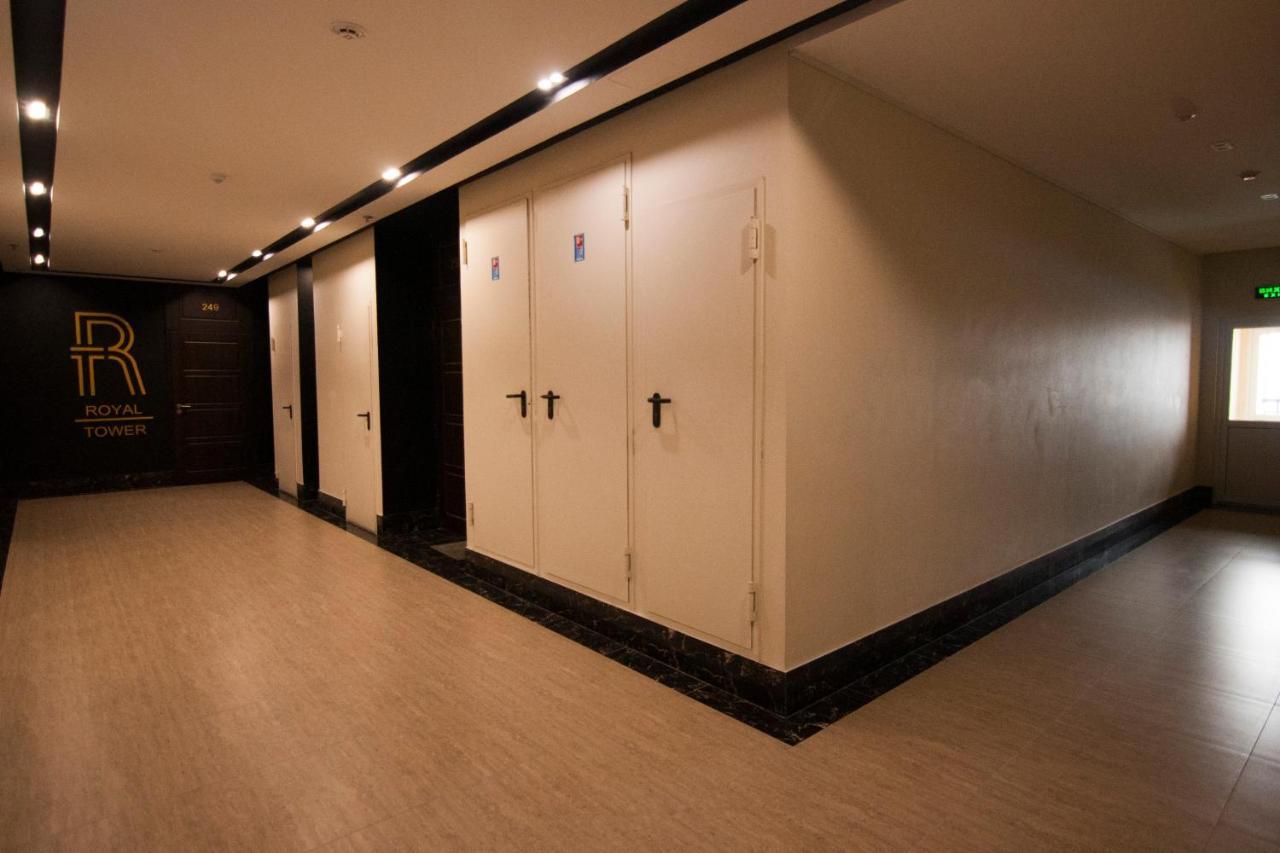 Royal Tower Residence Big Vip Apartment In Center Floor 27 Kyiv Exterior photo